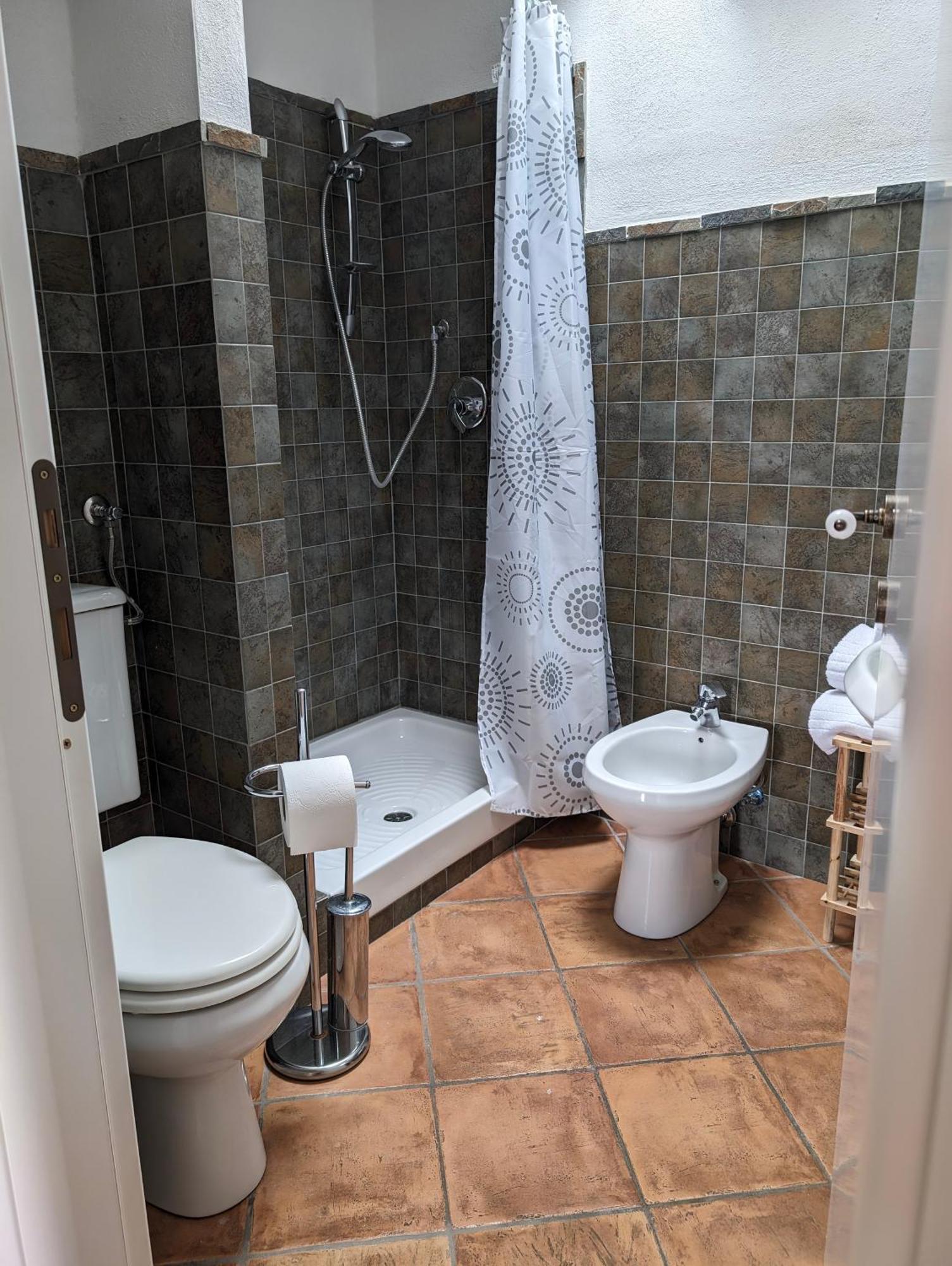 La Grotta Apartment *